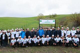 Ербол Карашукеев принял участие в акции «Мөлдір бұлақ»