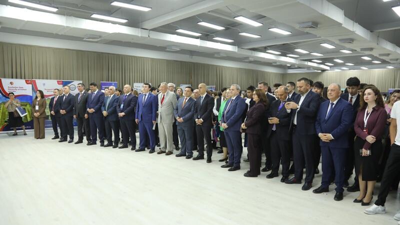 Казахстанские абитуриенты выиграли гранты Азербайджана