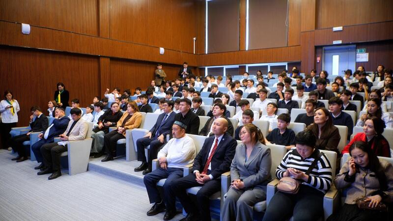 Совет отцов Астаны провёл открытый диалог со школьниками в рамках программы «Адал азамат»