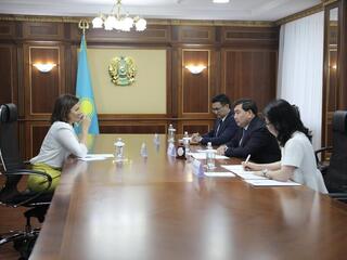 Представитель ОЭСР ознакомился с опытом Казахстана в сфере государственной службы