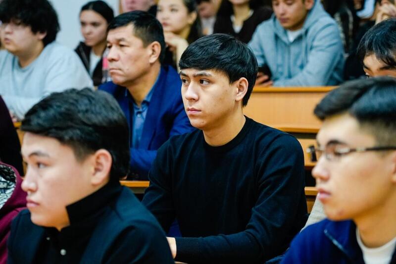 «Закон и порядок»: об опасности нарко- и киберпреступности рассказали столичным студентам