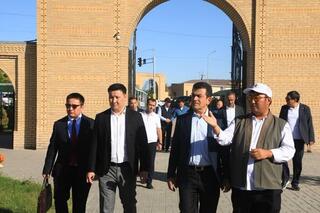 ДЕЛЕГАЦИЯ ВО ГЛАВЕ С ГЕНЕРАЛЬНЫМ ДИРЕКТОРОМ ИСЕСКО ОЗНАКОМИЛАСЬ С ИСТОРИЧЕСКИМИ ОБЪЕКТАМИ ТУРКЕСТАНСКОЙ ОБЛАСТИ