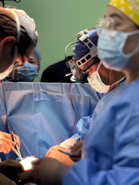 В Алматы выписали пациента после первой трансплантации сердца