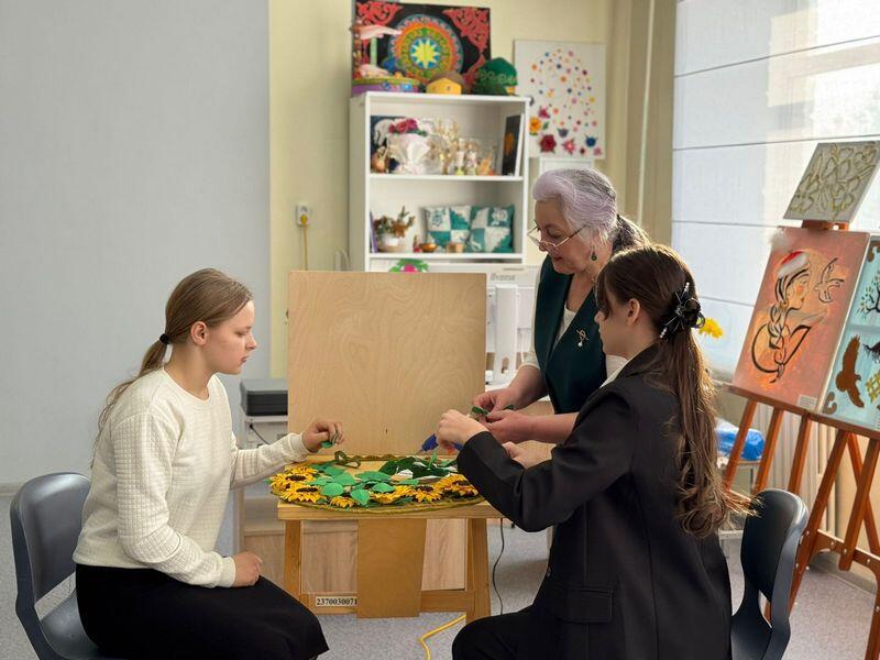 Будущее начинается с чистоты: специалисты МРЦ Карагандинской области прочитали эколекцию для школьников