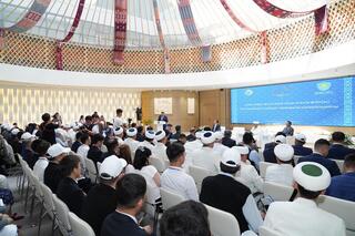 В ТУРКЕСТАНЕ ПРОШЛА РЕСПУБЛИКАНСКАЯ НАУЧНО-ПРАКТИЧЕСКАЯ КОНФЕРЕНЦИЯ «ХОДЖА АХМЕТ ЯСАВИ И ЕГО ДУХОВНОЕ НАСЛЕДИЕ»