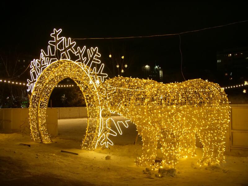 Сквер на месте пустыря и десятки тысяч новых деревьев появились в столичном районе Байконыр в 2025 году