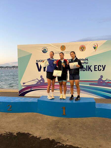 Академическая гребля: столичные спортсмены завоевали медали в первый же день