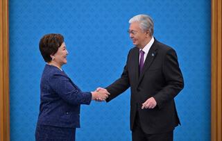 Тулепова Лаззат Жайшылыковна - директор КГУ «Атырауская областная специальная школа интернат», награждена орденом «Құрмет»