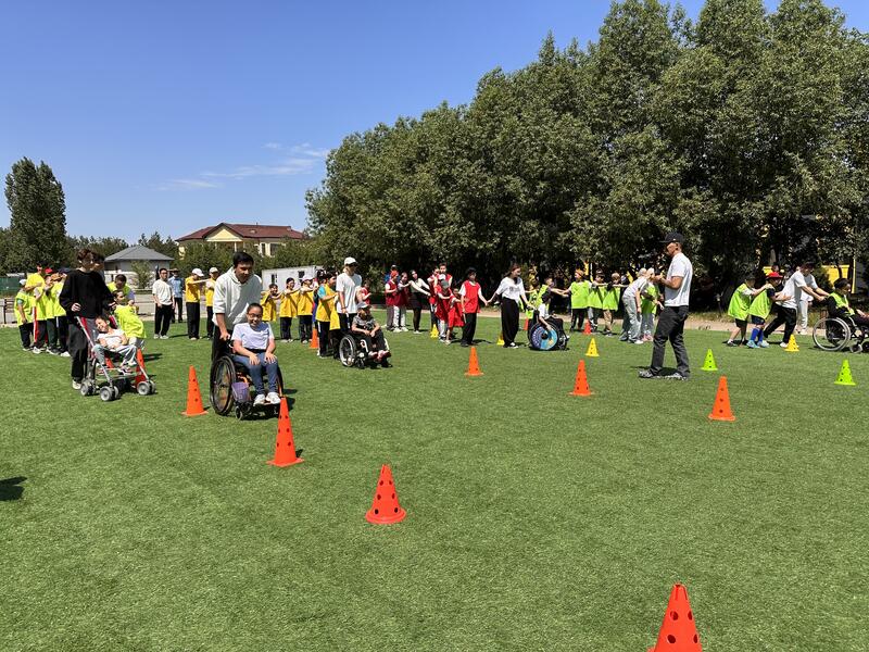 День защиты детей: инклюзивные спортивные состязания провели в Астане