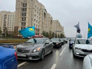 Праздничный автопробег в честь Дня республики прошел в Астане