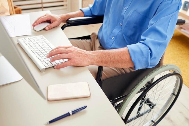Более 14,9 тыс. лицам с инвалидностью оказаны меры содействия занятости c начала 2025 года