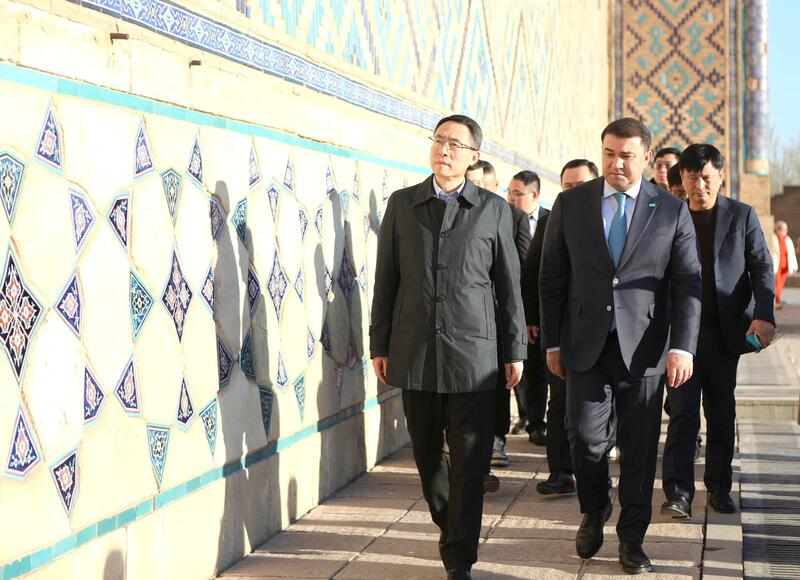 Н. КУШЕРОВ ОЗНАКОМИЛ ИНОСТРАННЫХ ИНВЕСТОРОВ С КУЛЬТУРНЫМ НАСЛЕДИЕМ ТУРКЕСТАНА