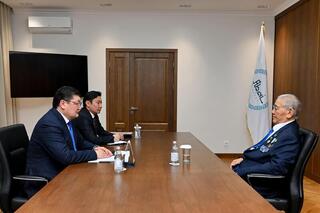 Аким области встретился с представителями интеллигенции и аксакалами региона