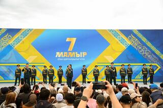 В Астане прошел праздничный плац-концерт ко Дню защитника Отечества