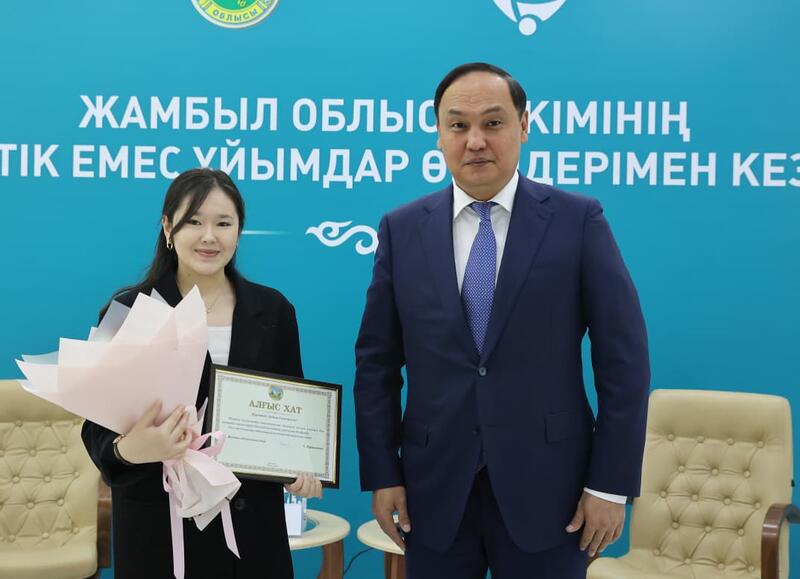 Ербол Карашукеев встретился с представителями НПО