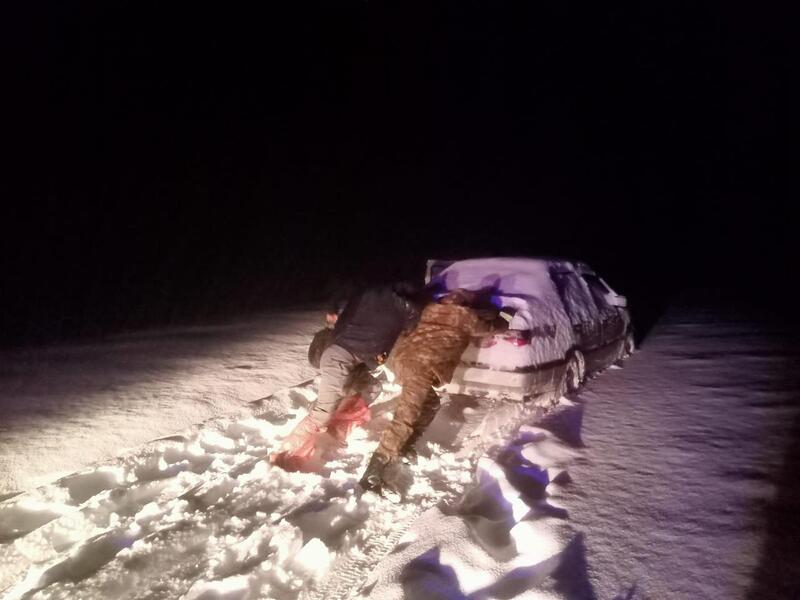 За последние десять дней из снежных заносов спасено и эвакуировано 145 человек